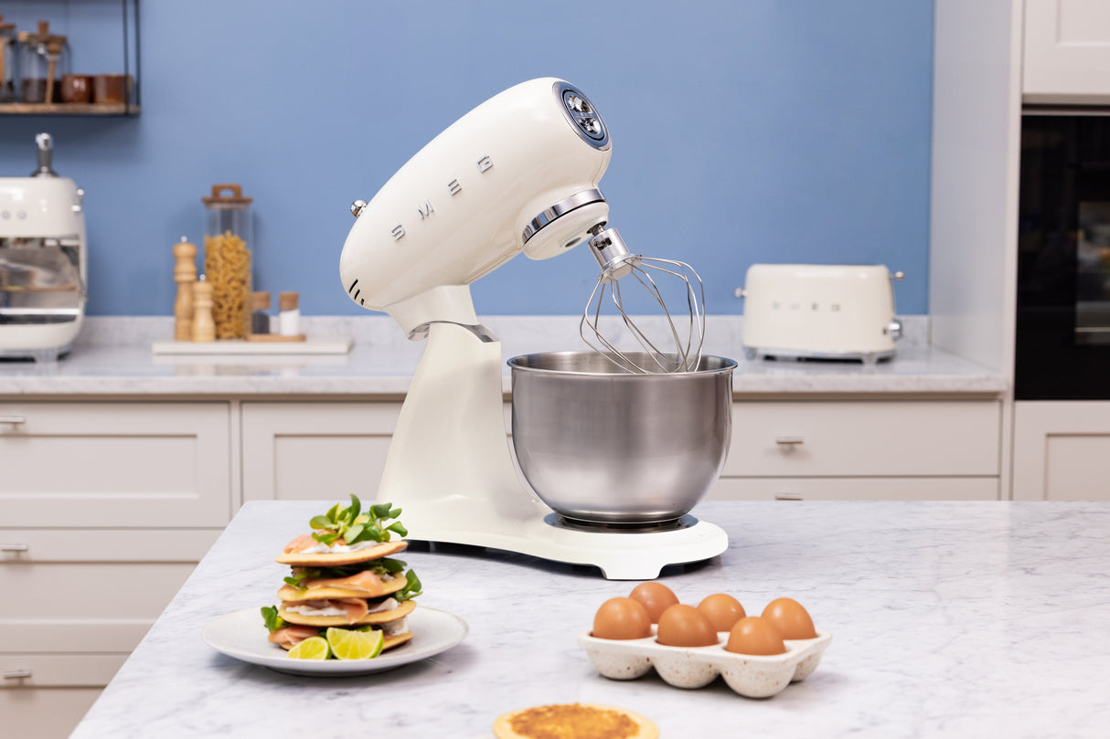 Smeg Küchenmaschine Multif. Smf05creu, 4.8l, 1000w, Cremefarben