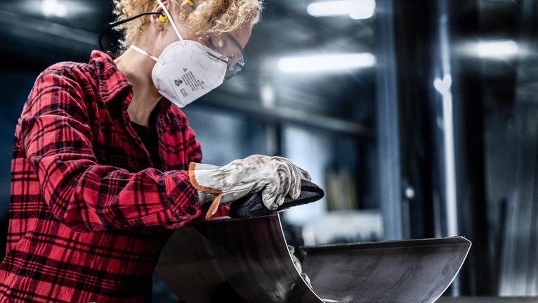 Bosch Professional Expert Disco De Lijado De Vellón N880 Medium A, 152x229 Mm, Hoja De Lijado Marrón Oscuro, Para Lijado A Mano 2608901214