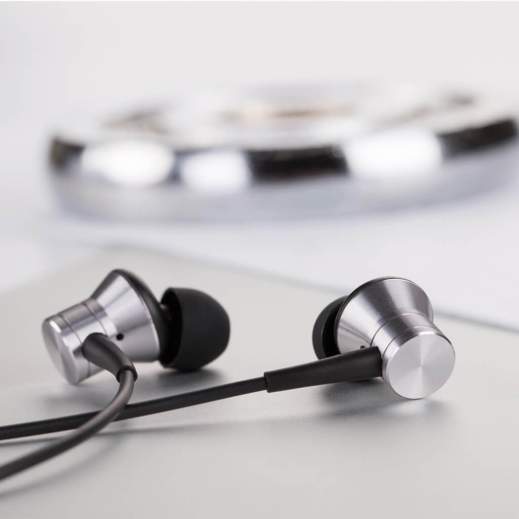 EAN 6933037251661 - 1More Piston Fit E1009 Auriculares Alámbrico Dentro de oído Llamadas/Música Plata imagen 2