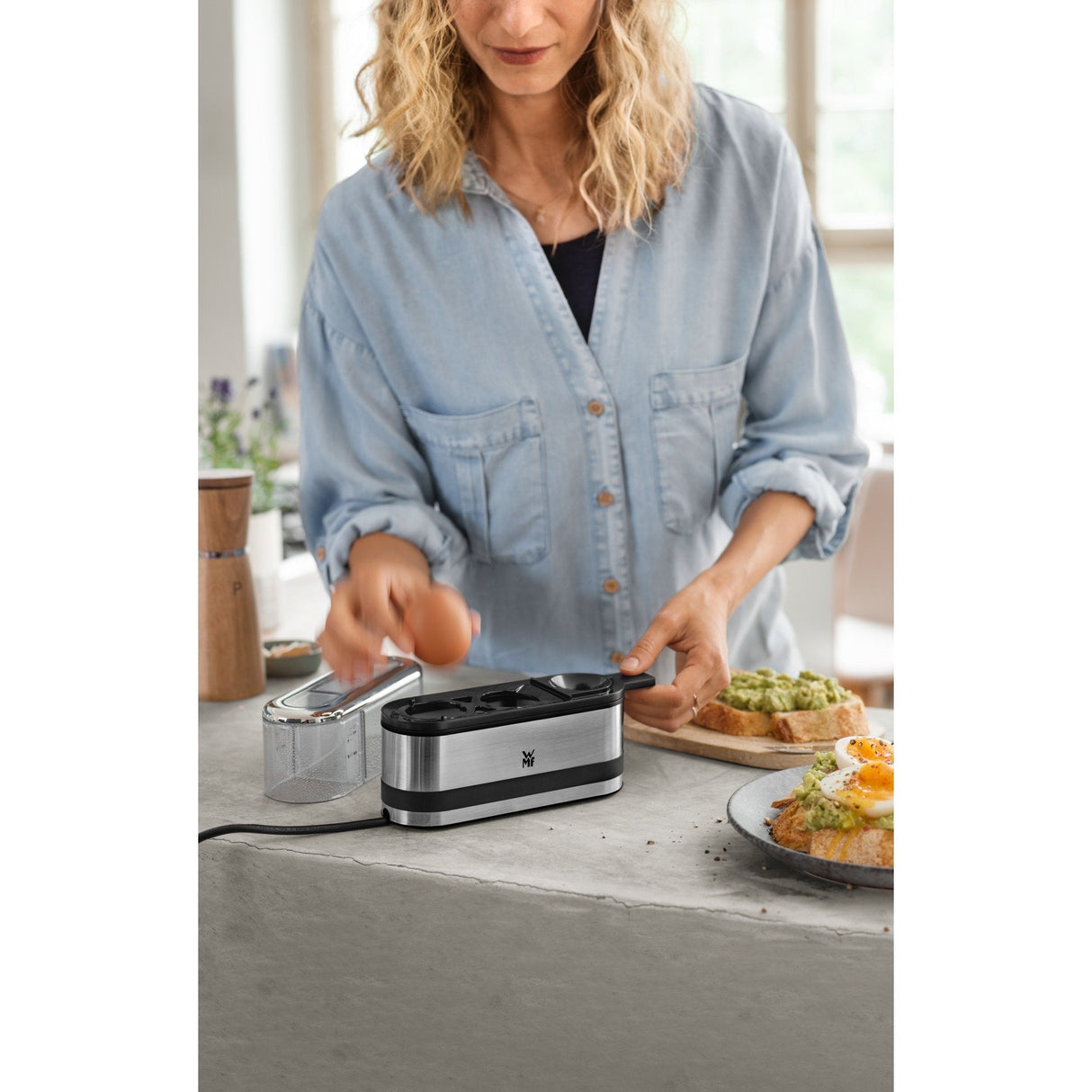 Cuecehuevos Wmf Kitchenminis 04.1502.0011, 2 Huevos 250 W Negro, Acero Inoxidable