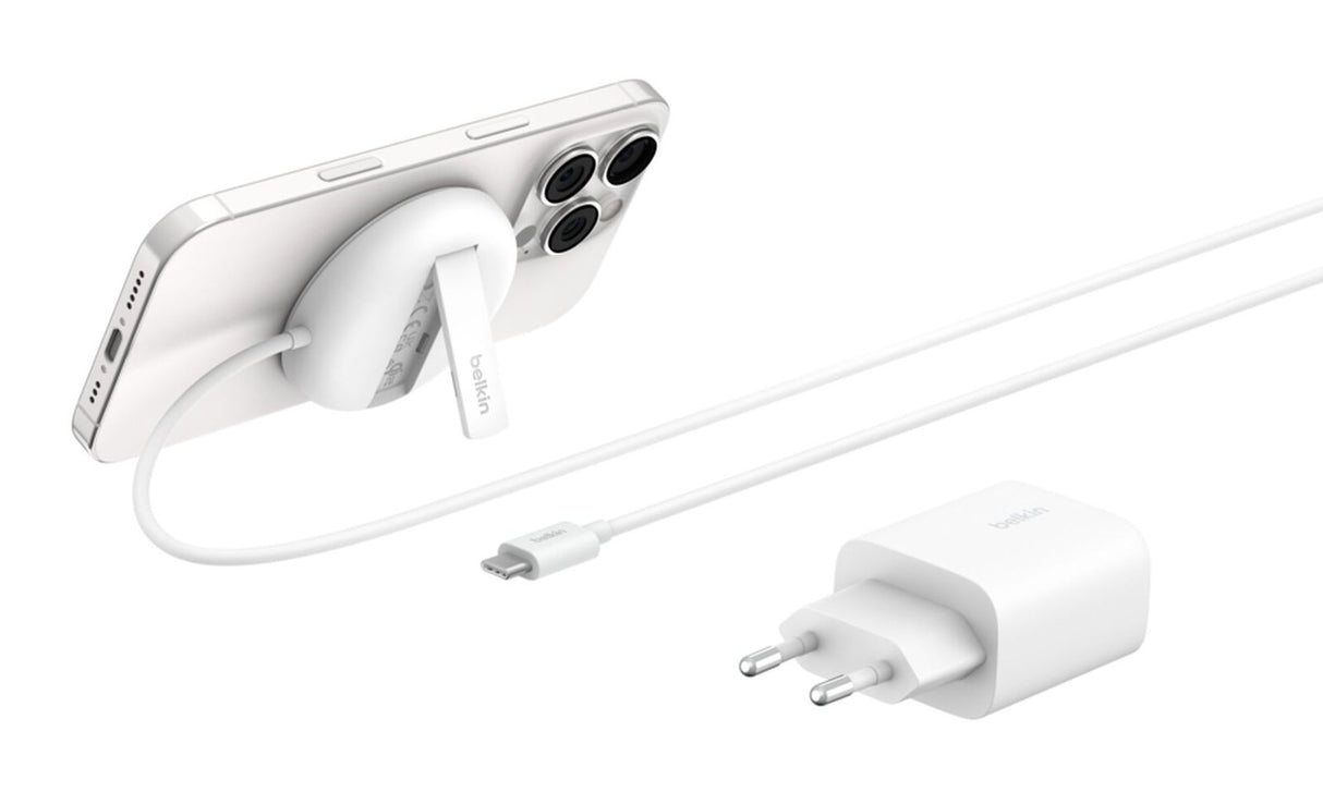EAN 0745883909223 - Belkin WIA011kqWH Auriculares, Smartphone Blanco USB Cargador inalámbrico Carga rápida Interior imagen 1