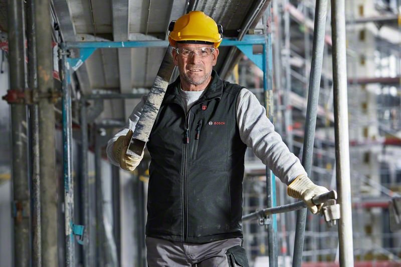 Bosch Professional Chaleco Calefactable Ghv 12+18v Xa, L, Ropa De Trabajo Negro, Sin Batería