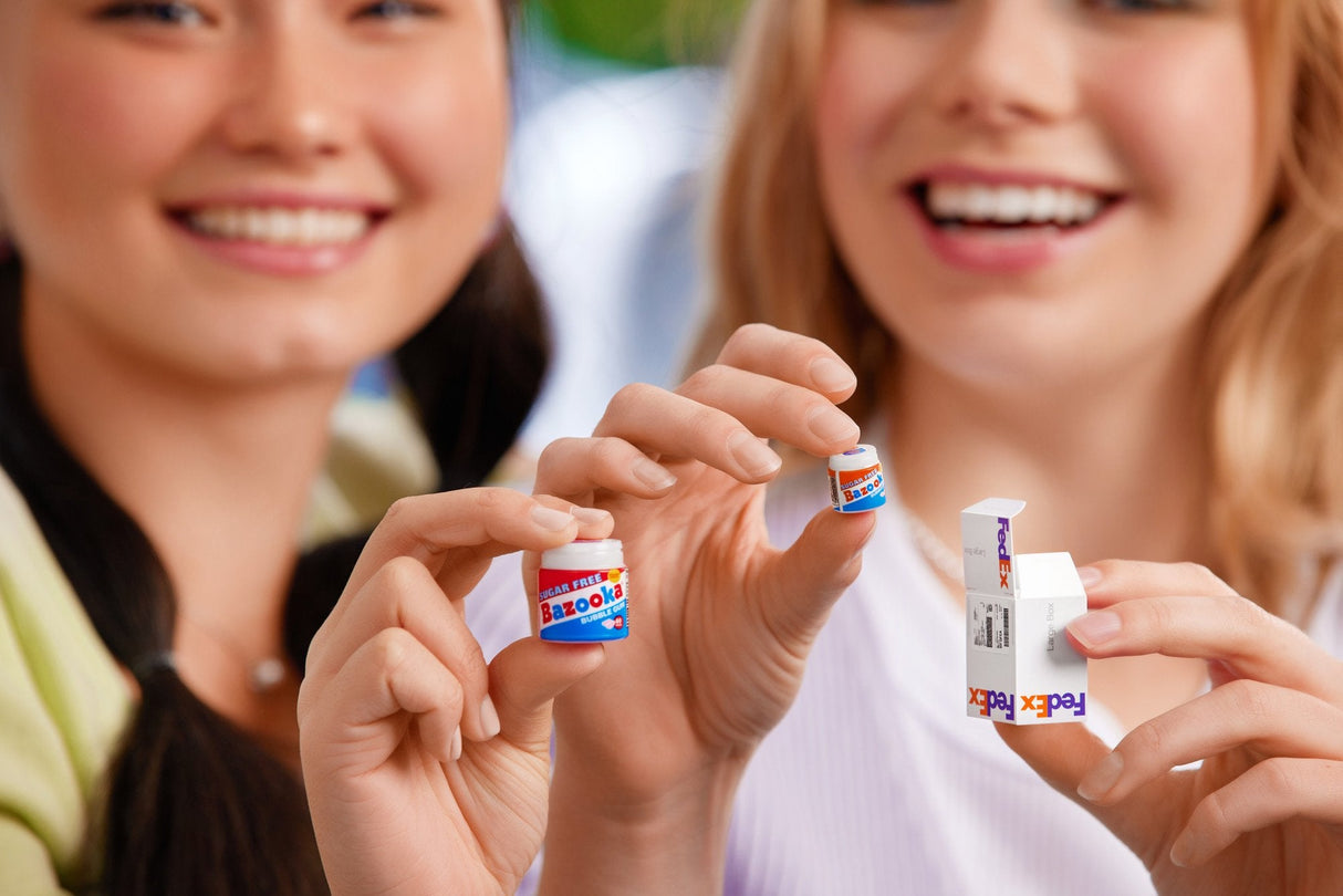 Figurki Mini Brands Global Brands Seria 3 1 Sztuka