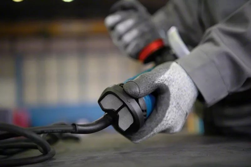 EAN 4059952576602 - Bosch GWS 17-125 TS amoladora angular 12,5 cm 9700 RPM 1700 W 2,2 kg imagen 5