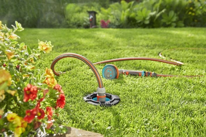 EAN 4078500057714 - Gardena 8270-20 rociador de agua Rociador de agua circular Plástico Negro imagen 2