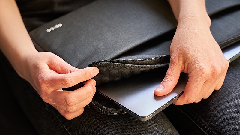 Epico Funda Macbook 13/14" - Negro