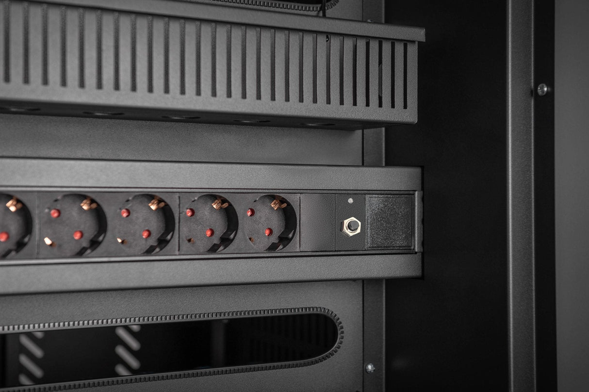 Armario Digitus Portatiles & Tablets 15,6" - Almacena Y Alimenta 30 Dispositivos