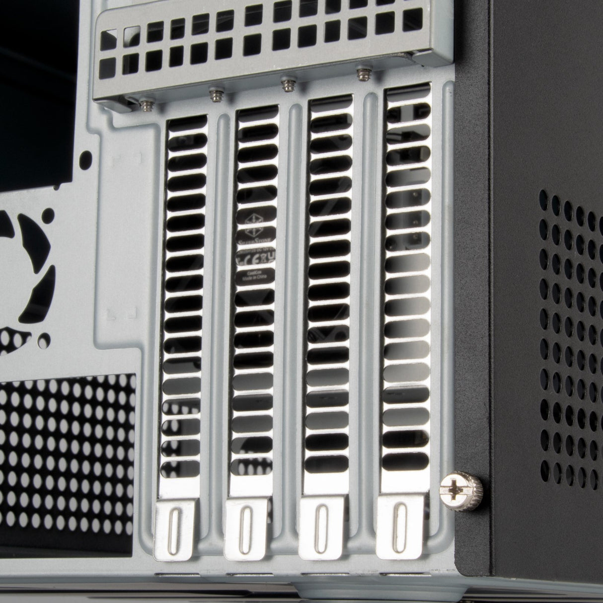 EAN 4710679814742 - Silverstone CS351 Negro imagen 7