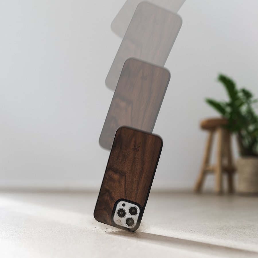 EAN 4260750593191 - Woodcessories Bumper MagSafe funda para teléfono móvil 17 cm (6.68") Nuez imagen 5