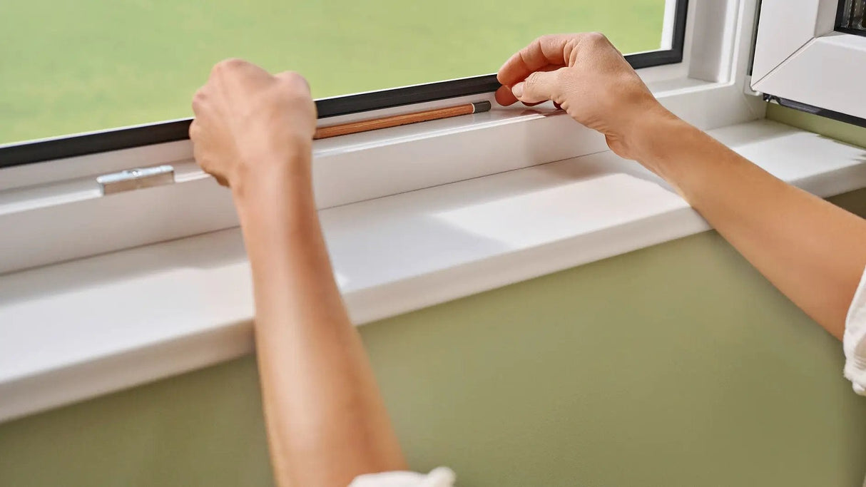 Tesa Insect Stop Clip On 1,0x1,2m Anthracite 55360