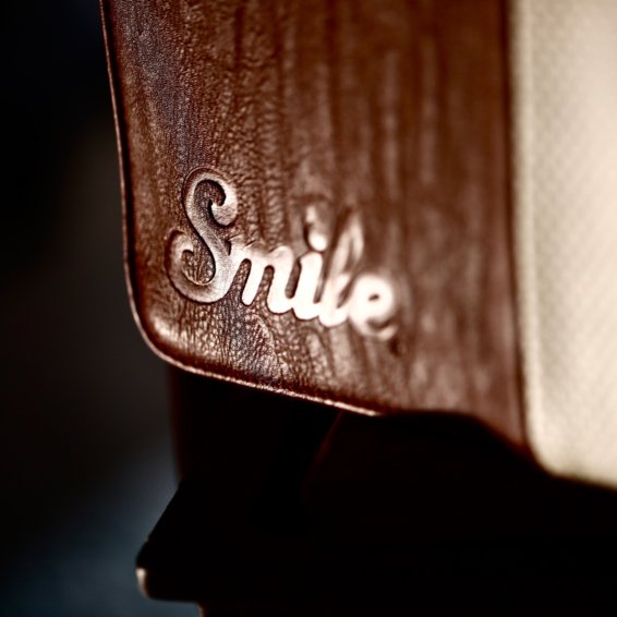 EAN 8420738165352 - Smile 111653540199 estuche para cámara fotográfica Bandolera Marrón, Blanco imagen 6