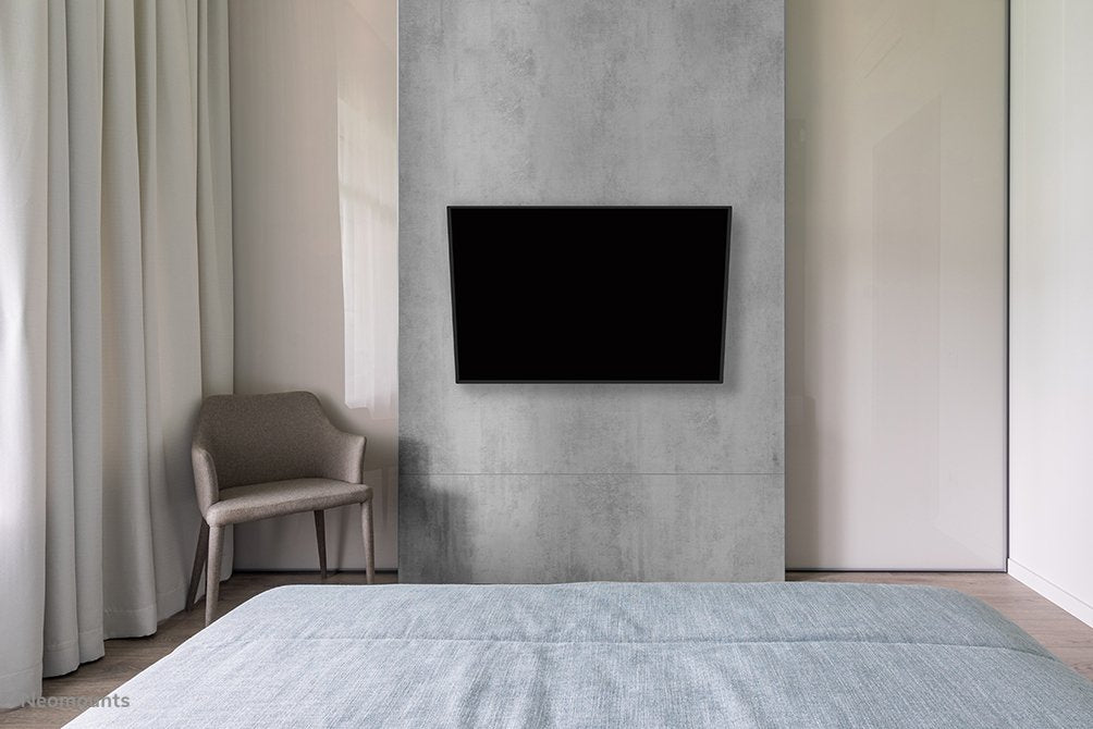 Neomounts By Newstar Screen Wall Mount (Full Motion, 3 Pivots, Vesa 400x400) (Wl40-550bl14)