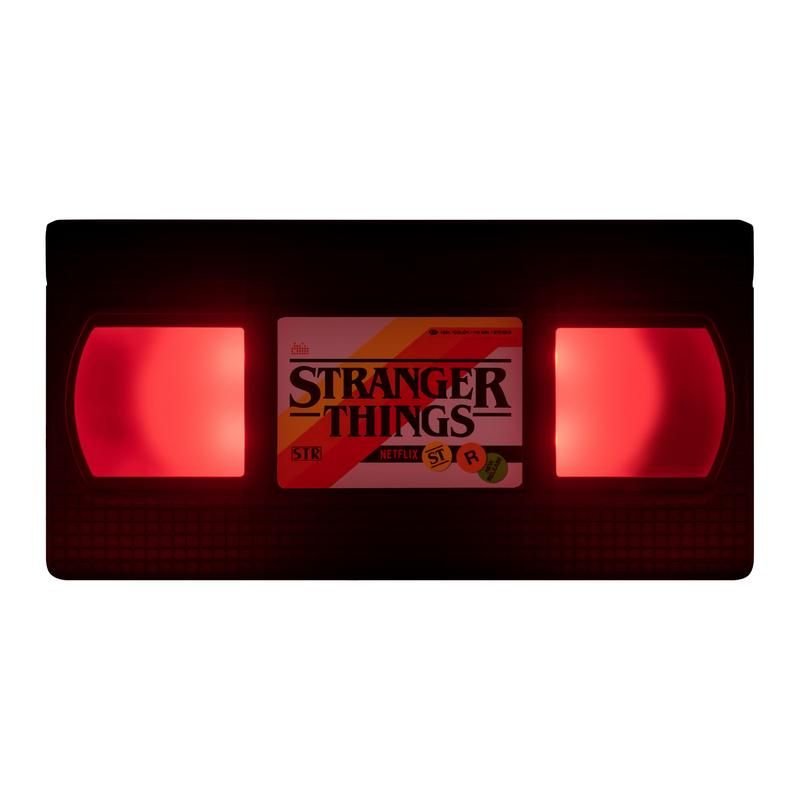 Lámpara Stranger Things Vhs Logo Paladone Redstring Pp9948st