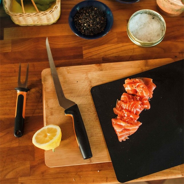 EAN 6424002012856 - Fiskars 1057540 cuchillo de cocina Acero inoxidable 1 pieza(s) Cuchillo de filete imagen 3