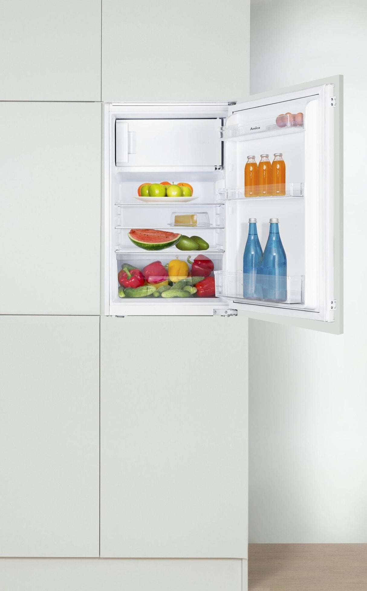 EAN 5906006950231 - Amica EKS 16171/1 nevera combi Integrado 116 L Blanco imagen 4