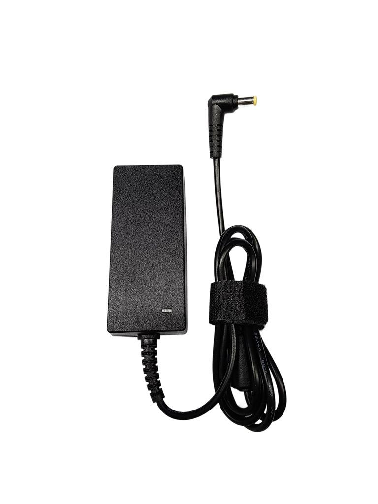 EAN 5711045100307 - CoreParts MBA2021 adaptador e inversor de corriente Interior 40 W Negro imagen 1
