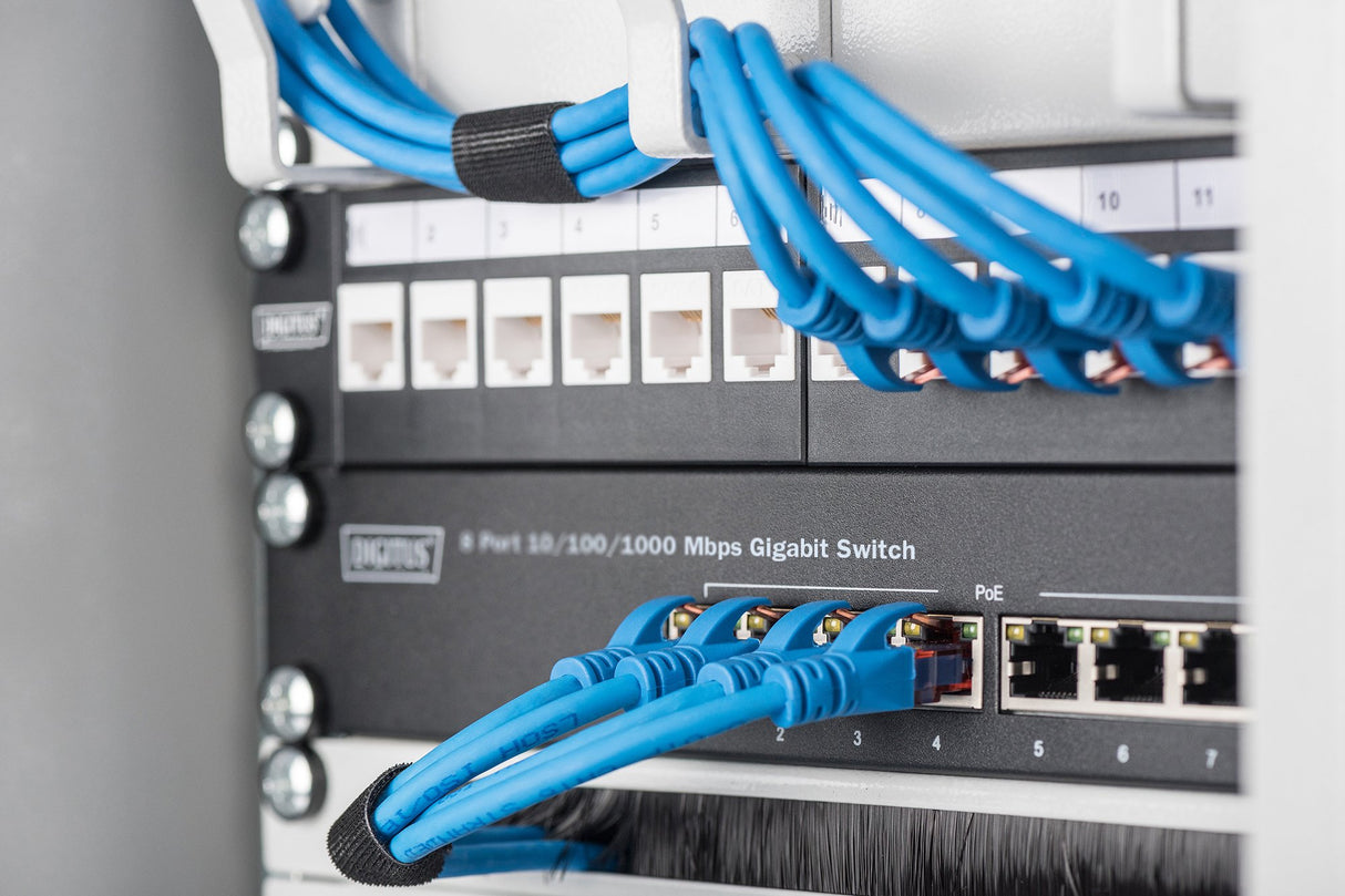 EAN 4016032464365 - Digitus DN-95331 switch L2+ Gigabit Ethernet (10/100/1000) Energía sobre Ethernet (PoE) Negro imagen 3