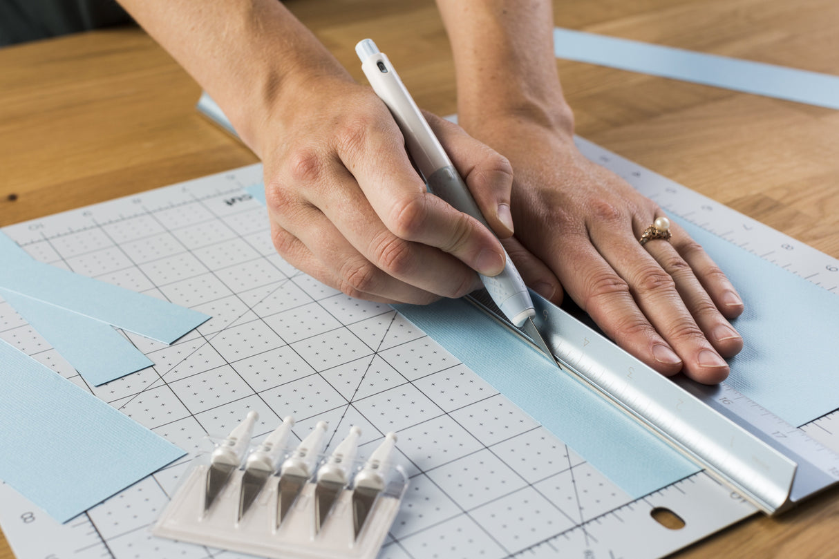 Cricut 2004843 Pieza Y Accesorio Para Máquinas De Corte Para Bricolaje Cuchilla De Corte