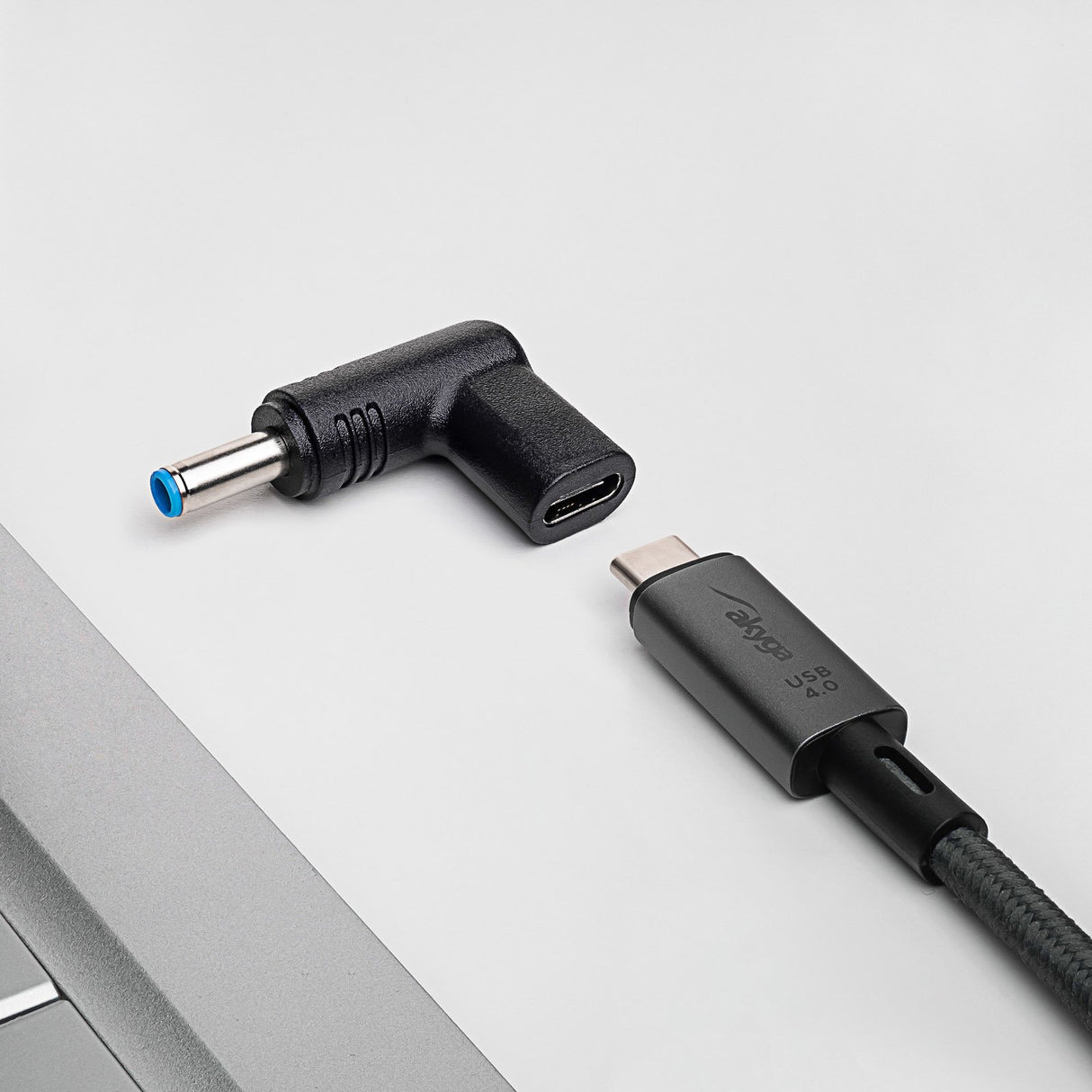 EAN 5901720138224 - Akyga AK-ND-C09 cambiador de género para cable USB-C 4.5 x 3.0 mm Negro imagen 2