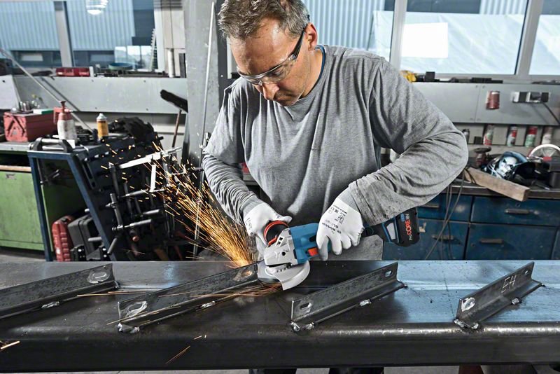 EAN 3165140964555 - Bosch GWS 18V-15 C Professional amoladora angular 12,5 cm 9800 RPM 2,2 kg imagen 3