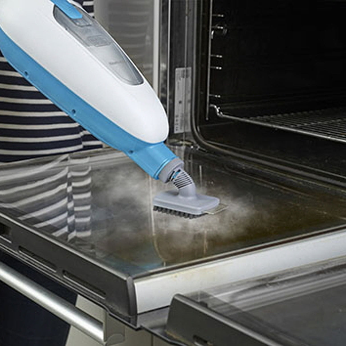 EAN 5035048666005 - Black & Decker FSMH13E5 limpiador a vapor Blanco, Azul imagen 6