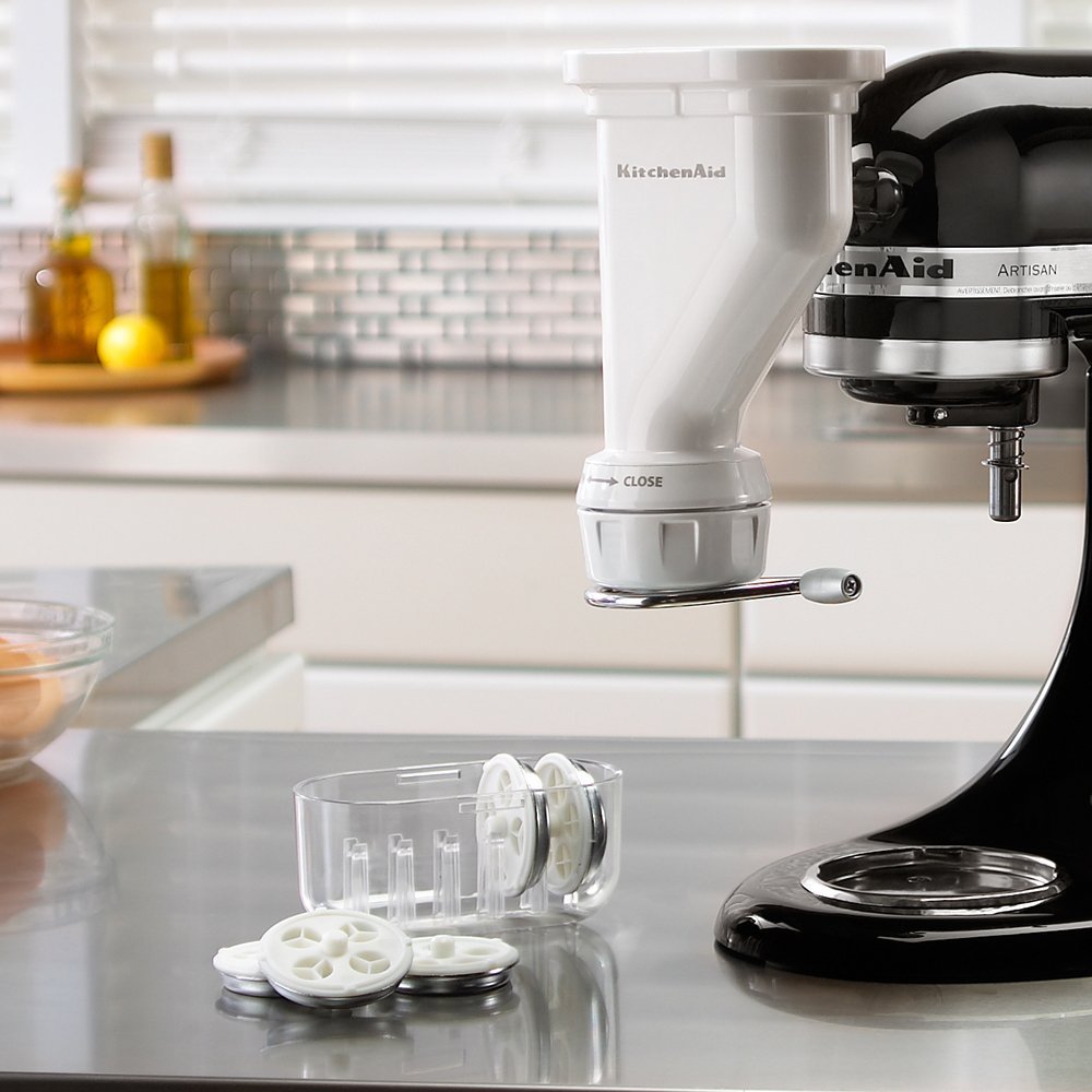 EAN 5413184400033 - KitchenAid Gourmet Pasta Press imagen 2