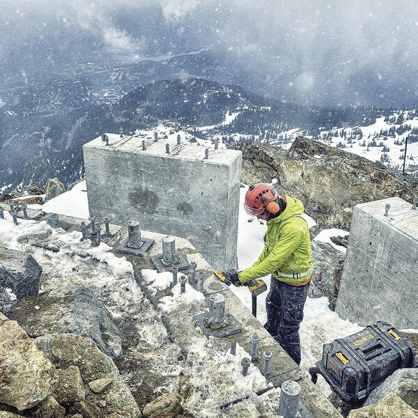 Lijadora Dewalt Dcg418nt-Xj Portátil Lijadora De Banda Negro, Amarillo