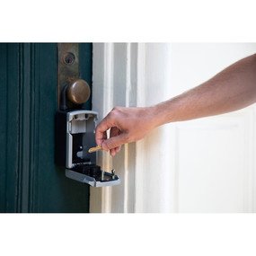 EAN 3520190944740 - MASTER LOCK 5440EURD Candado inteligente imagen 5