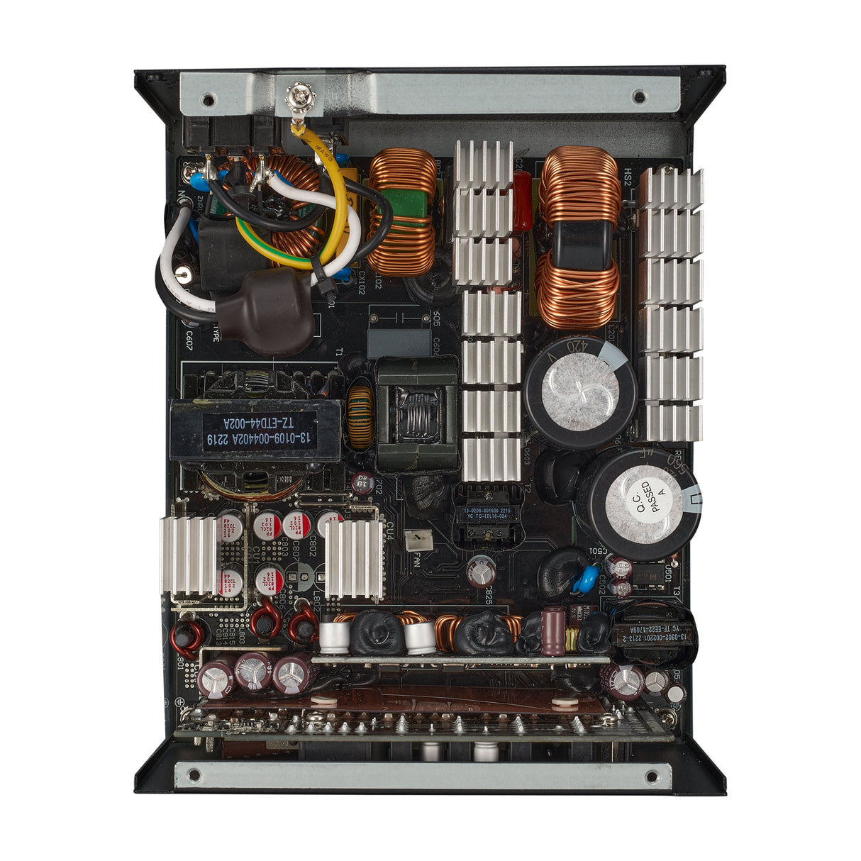 Fuente De Alimentación Cooler Master Mwe Gold 1050 - V2 Atx 3.0 White 1050 W 24-Pin Atx Blanco