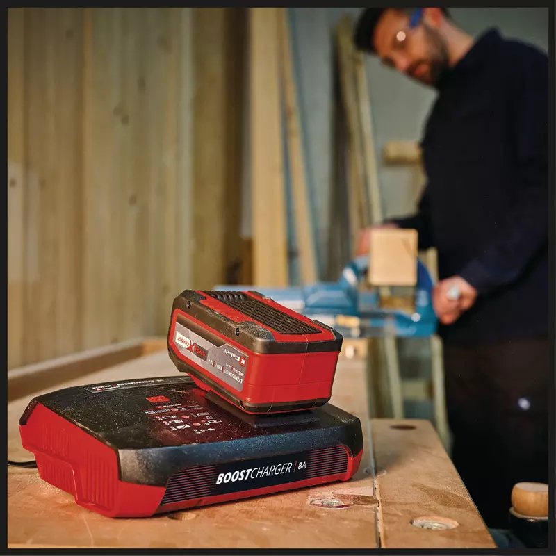 Cargador Einhell Power-X-Boostcharger 8a , Negro/Rojo