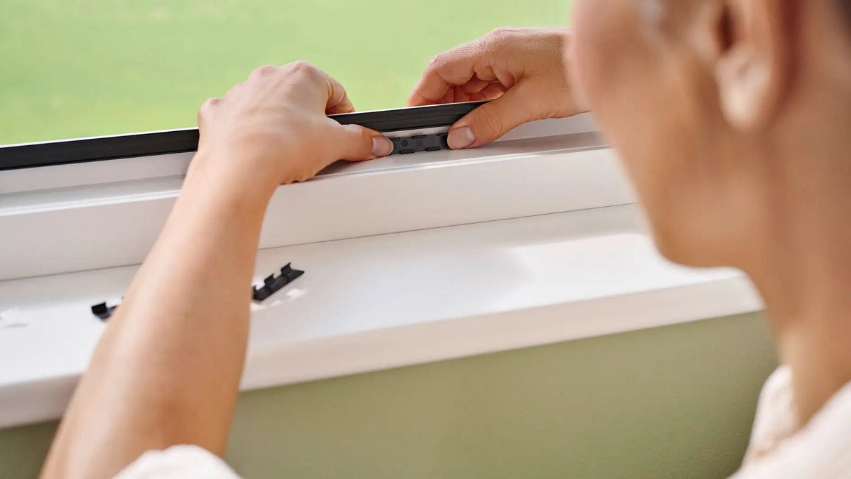 Tesa Insect Stop Clip On 1,0x1,2m Anthracite 55360