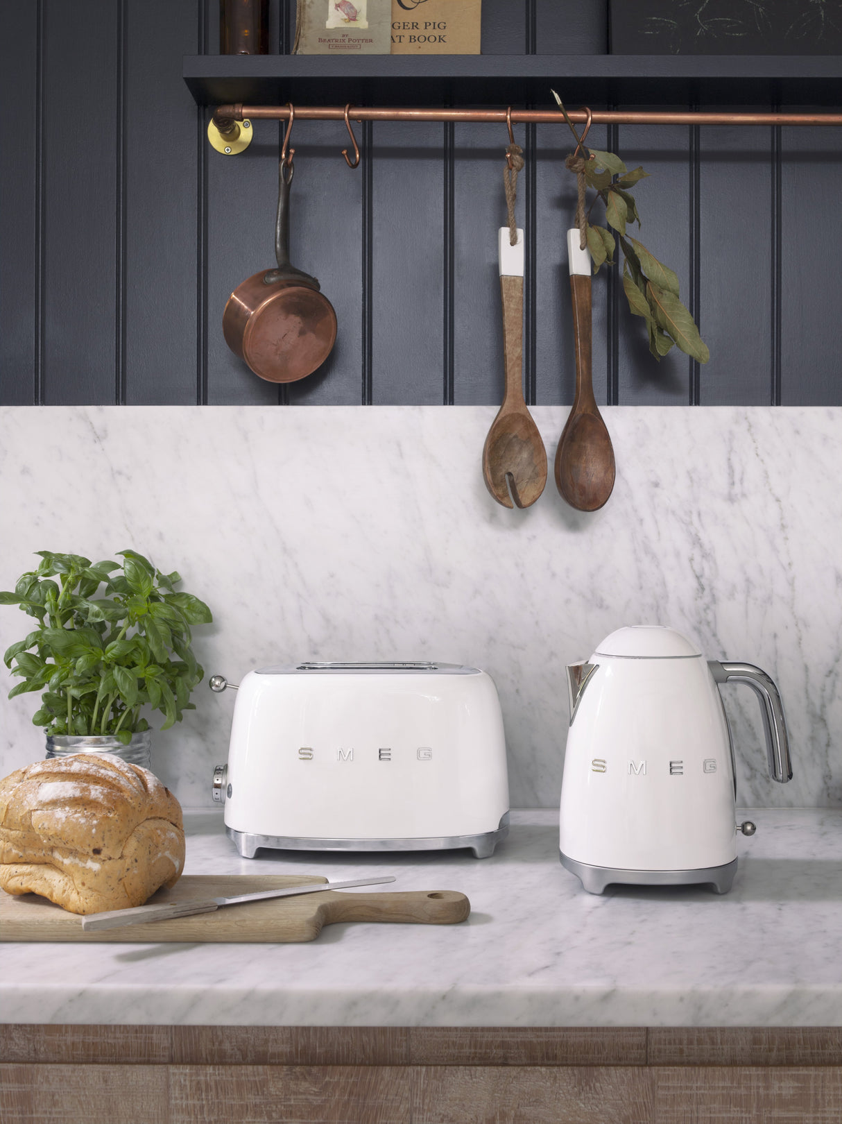 EAN 8017709231057 - Smeg TSF01WHEU tostadora 6 2 rebanada(s) 950 W Blanco imagen 13