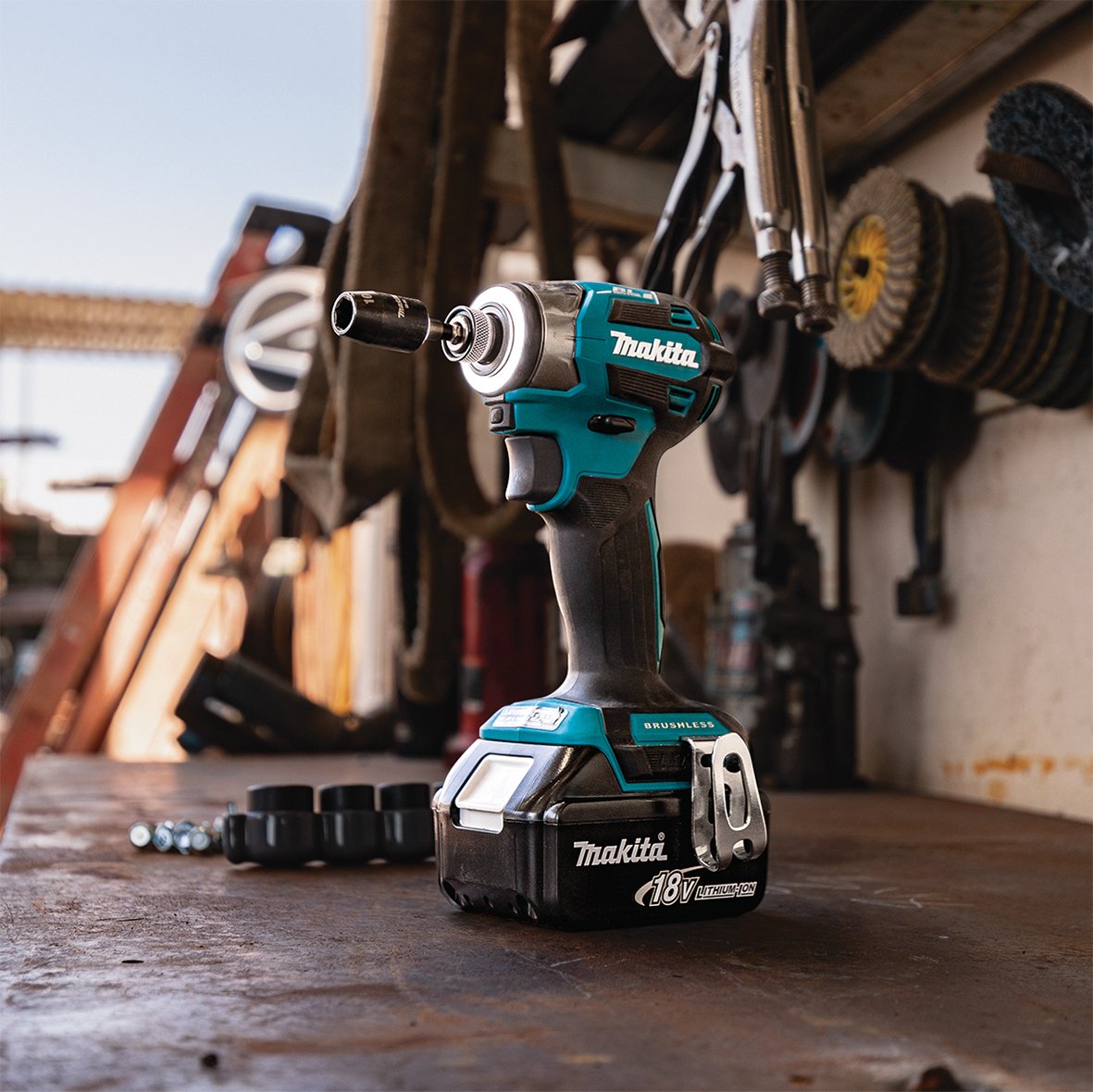 EAN 0088381779210 - Makita DTD173Z destornillador eléctrico y llave de impacto 3600 RPM Negro, Azul imagen 7