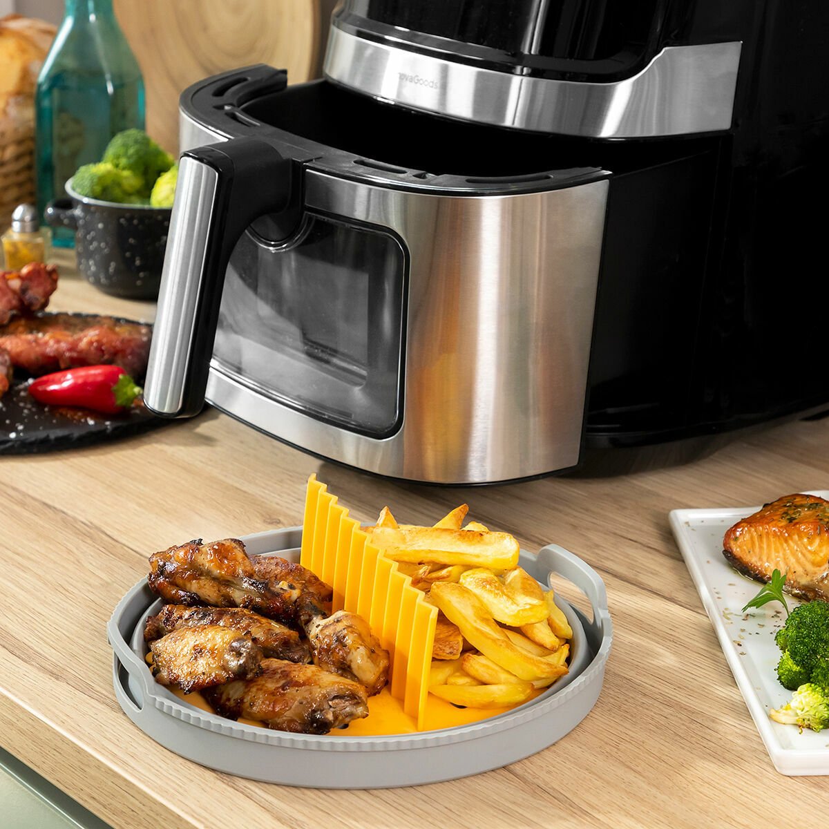 EAN 8435527825676 - InnovaGoods 8435527825676 accesorio para freidoras Bandeja para hornear Gris, Naranja imagen 2