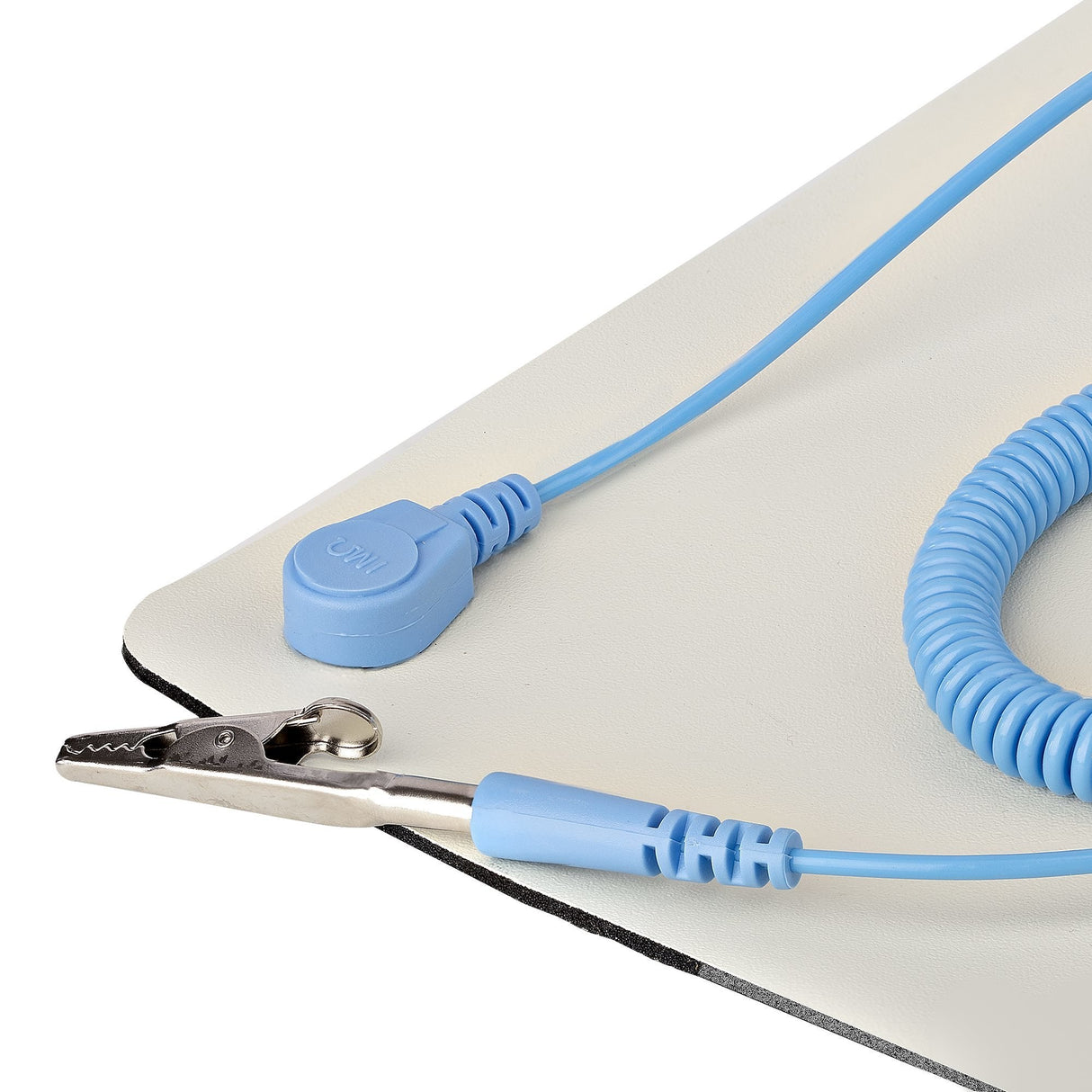 Startech Alfombrilla Superficie Antiestática Para La Reparación De Electrónicos Con Cable De Toma A Tierra 30cmx46cm