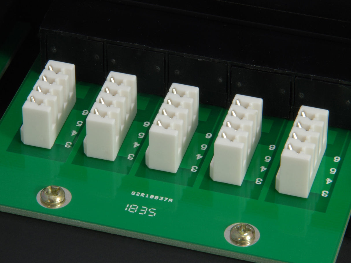 Equip Patchpanel 25x Rj45 Cat3 19" 1he Isdn Negro