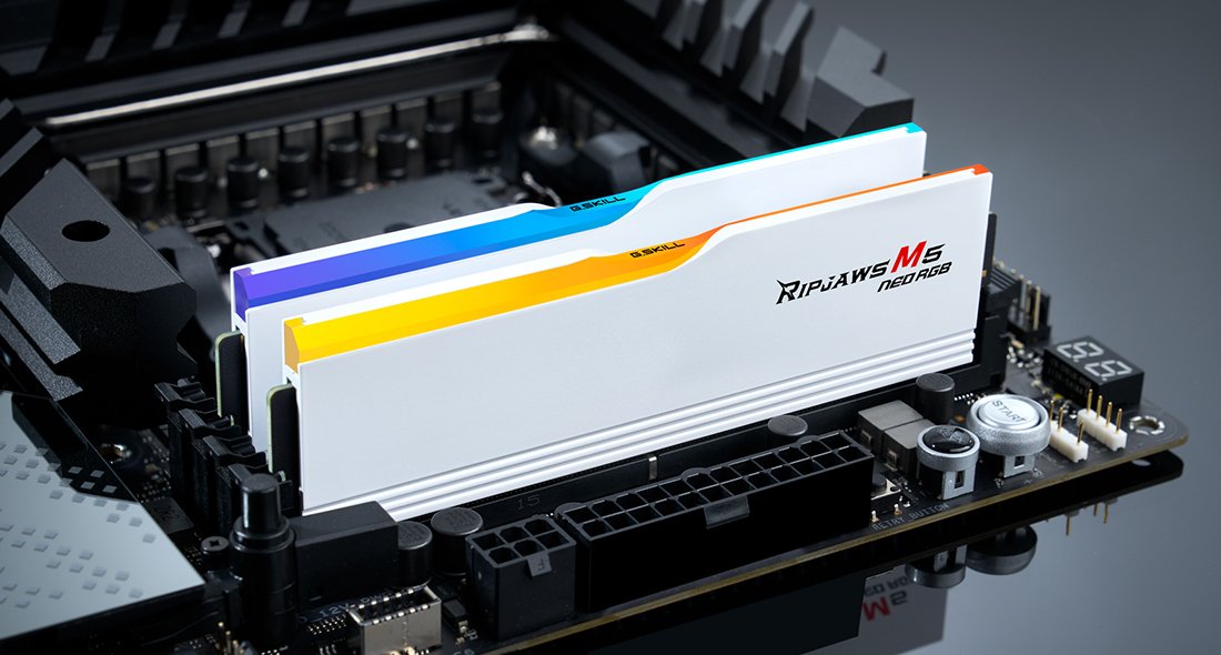 EAN 4713294237620 - G.Skill Ripjaws M5 RGB F5-6000J2836G16GX2-RM5NRW módulo de memoria 32 GB 2 x 16 GB DDR5 6000 MT/s 288-pin imagen 2