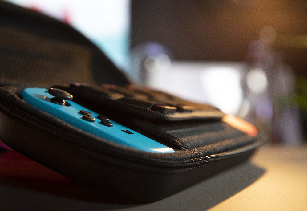 Funda Para Nintendo Switch Konix My Hero Academia Himiko Toga