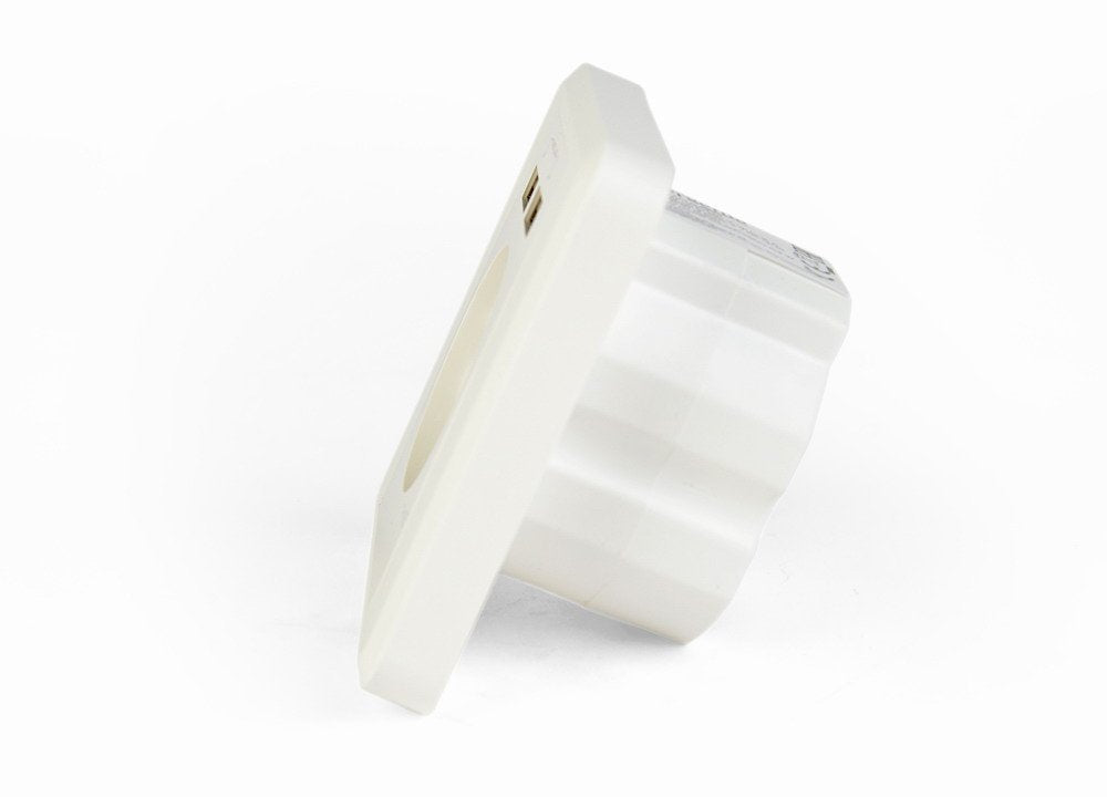 EAN 8716309109253 - EnerGenie EG-ACU2A2-01 toma de corriente 2 x USB + CEE 7/3 Blanco imagen 4