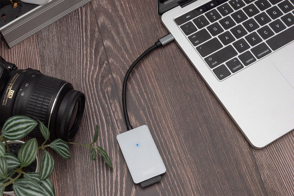 EAN 4016032485612 - Digitus DA-70333 lector de tarjeta USB 2.0 Type-C Gris imagen 3