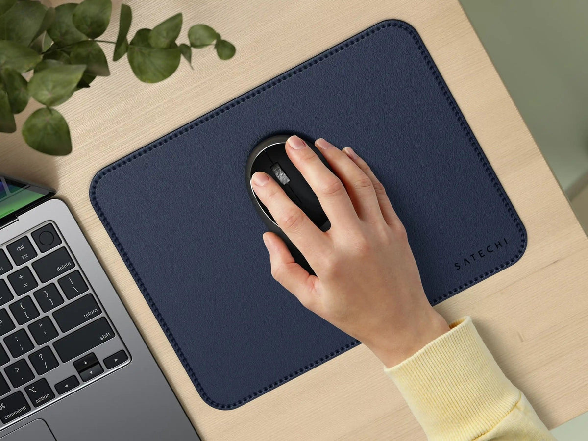 Satechi Vegan-Leather Premium Mouse Pad Blau