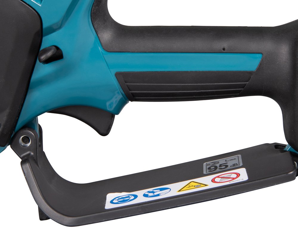 EAN 0088381774970 - Makita UC100DZ motosierra Negro, Azul imagen 11