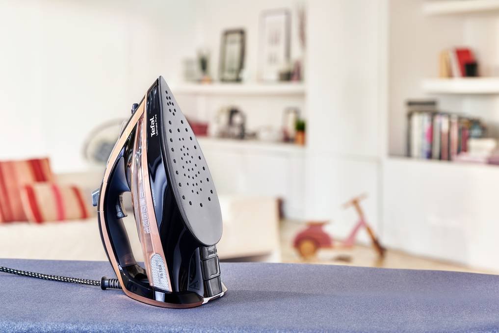 Plancha De Vapor Tefal Fv9865e0 Plancha Dry & Steam Plancha Durilium Autoclean Suela 3000 W Negro Oro