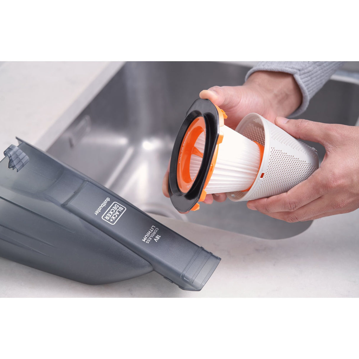 EAN 5035048735190 - Black & Decker BCHV001B-XJ aspiradora de mano imagen 14