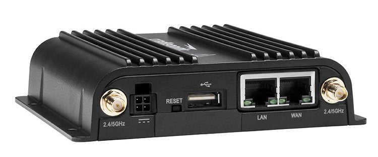 Router Cradlepoint Ibr900 Inalámbrico Gigabit Ethernet Doble Banda (2,4 Ghz / 5 Ghz) 4g Negro