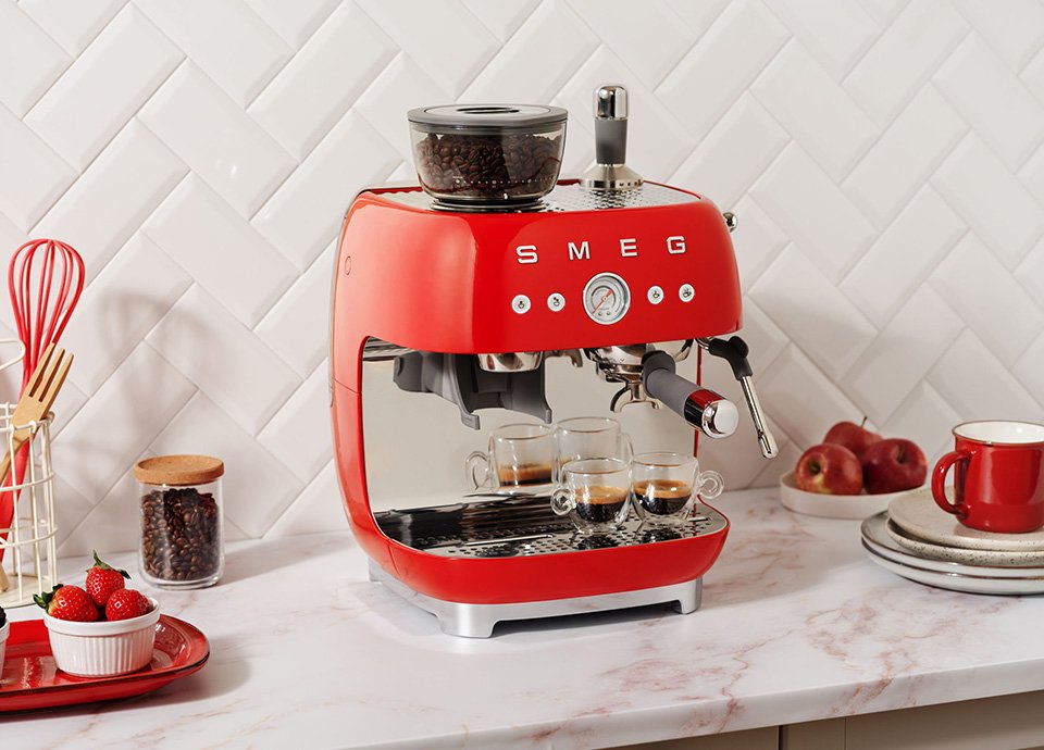 EAN 8017709329822 - Smeg EGF03RDEU cafetera eléctrica Manual Máquina espresso 2,4 L imagen 29