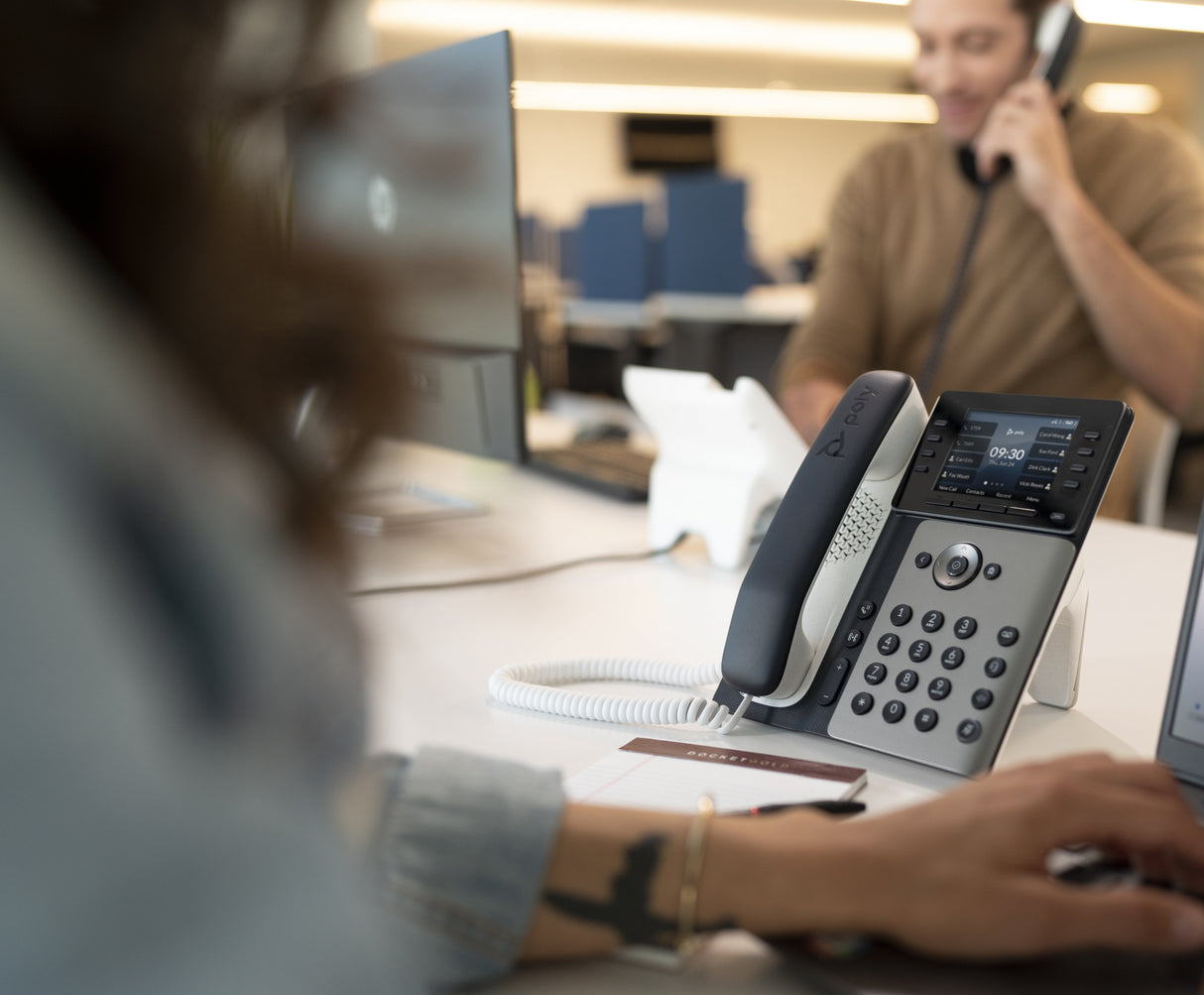 Teléfono Poly Edge E300 Ip Negro 8 Líneas Ips