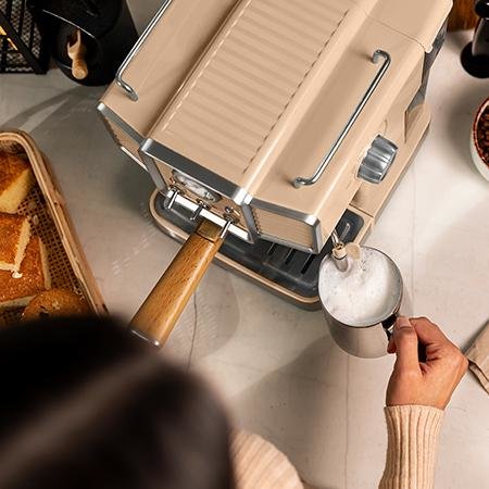 Cafetera Cecotec Vintage Espresso 20 Tradizionale Sand