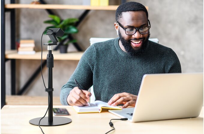Soporte Telescopico A1010 Para Micrfonos Y Webcams