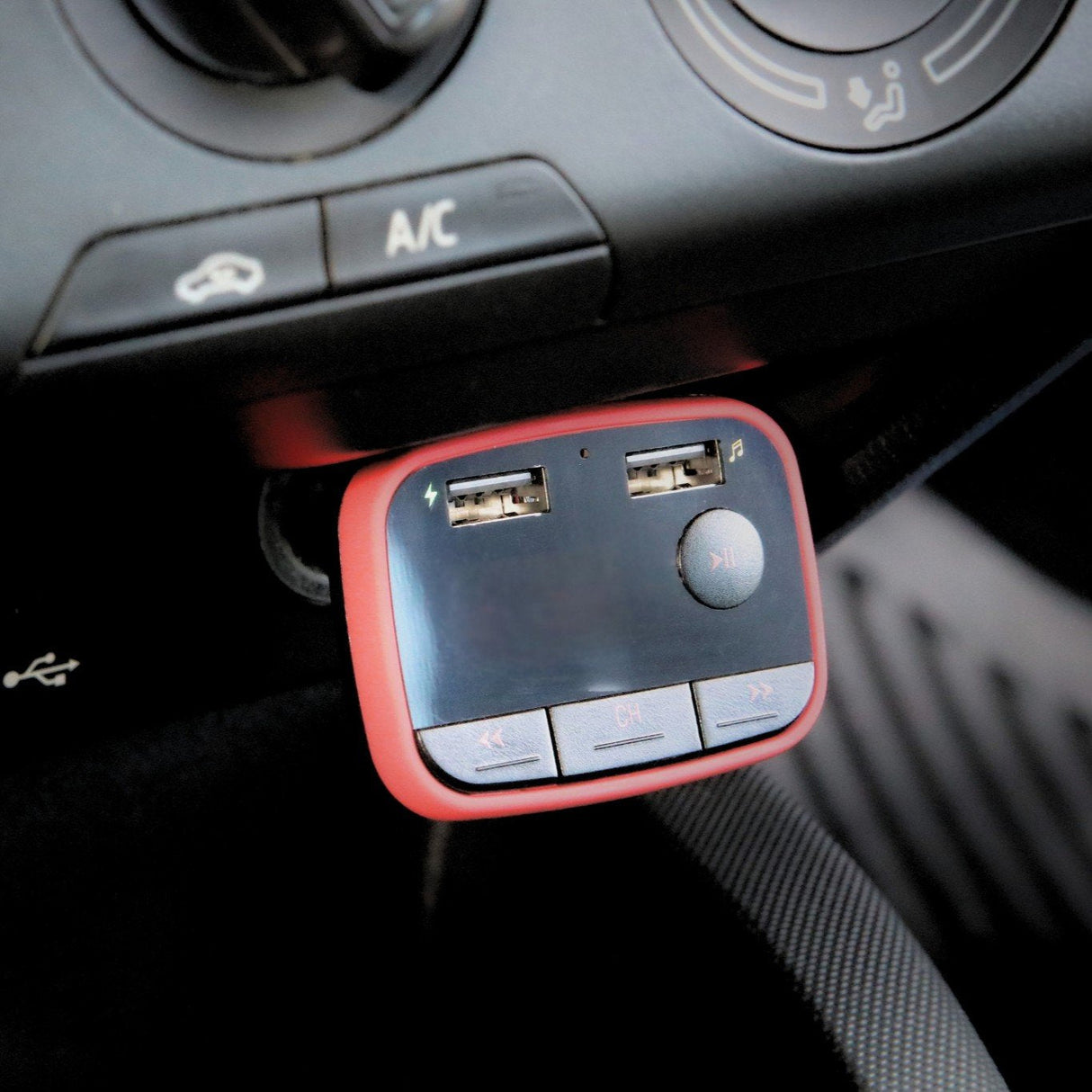 Savio Transmitter Tr-10 With Bluetooth + Car Charger 2 A